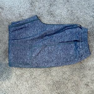 Lululemon sweatpants. Size 6.